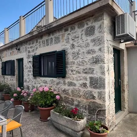Ferienhaus Rosa, 46a, Brac