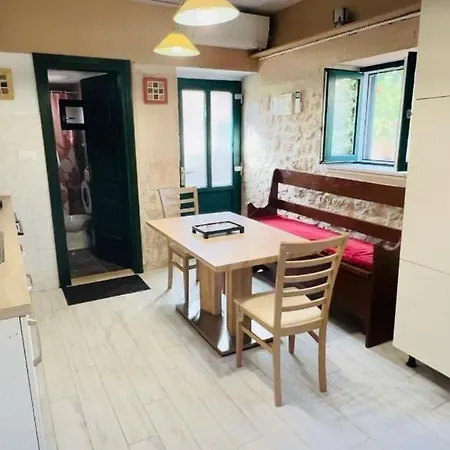 Ferienhaus Rosa, 46a, Brac Dračevica